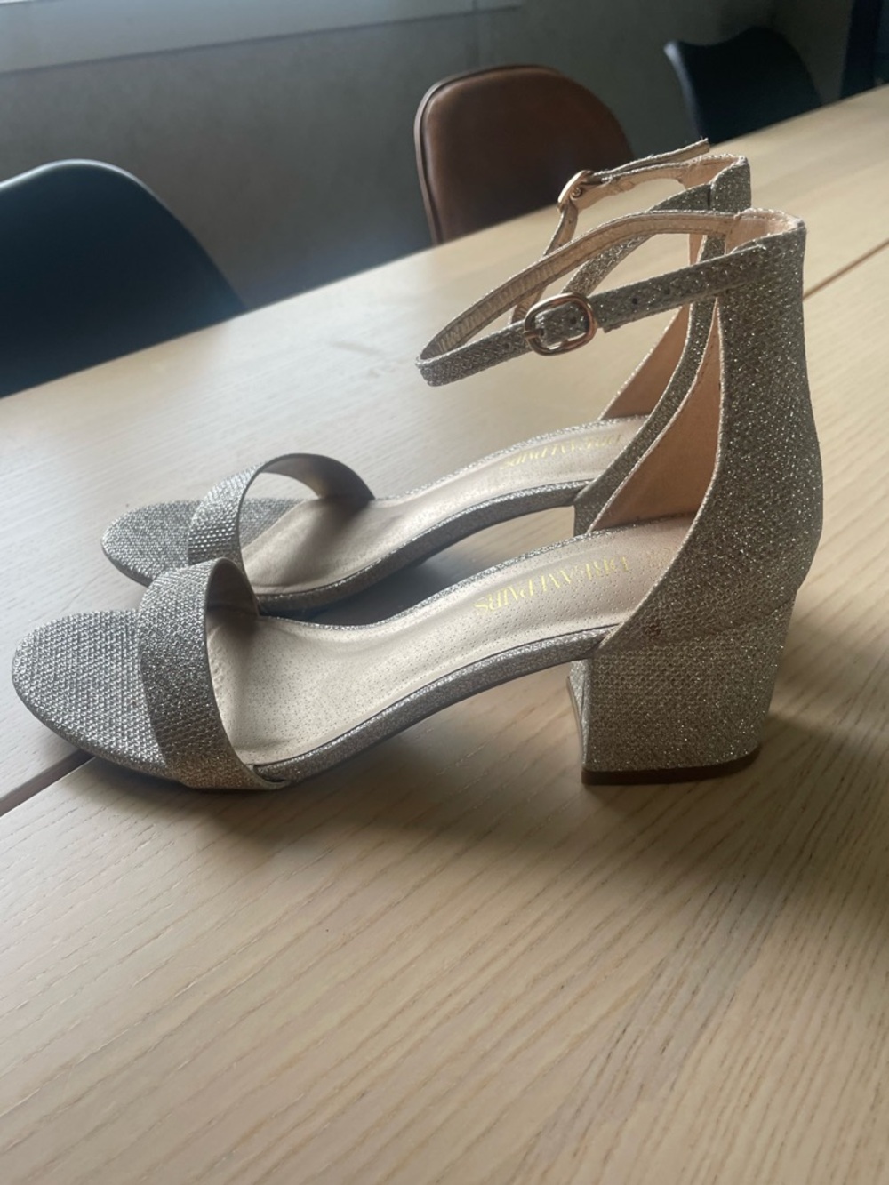 Dream Pairs Glitter Ankle-Strap Block Heel Sandals - Champagne Gold size 7.5